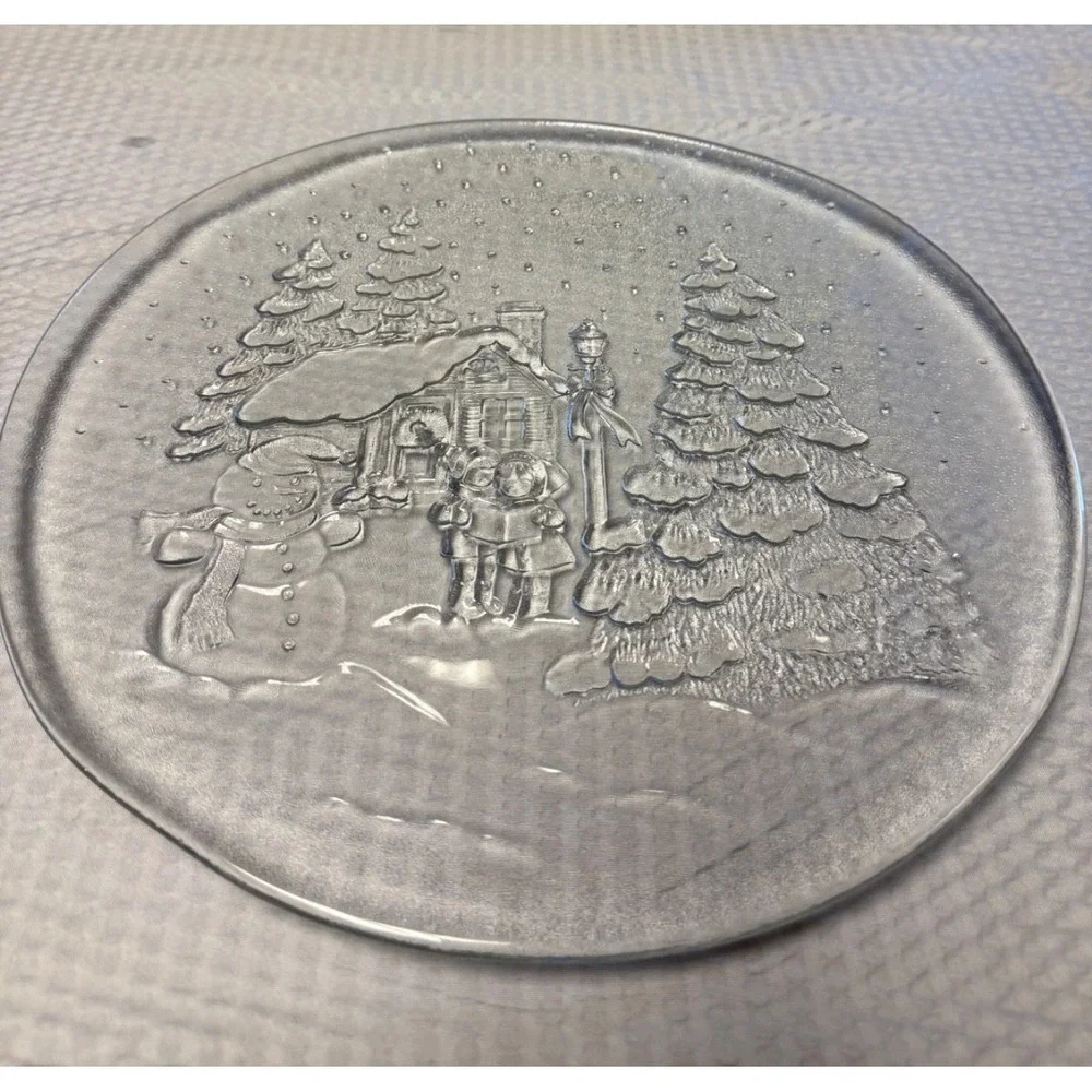 Vintage Libbey Holiday Scene Winter Village Glass Serving Platter 12.5
